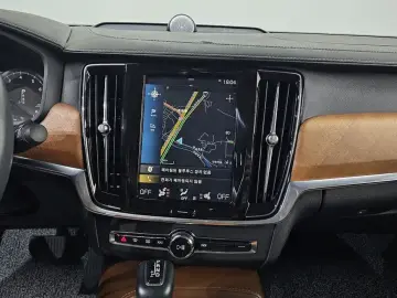 2018 Volvo S90 с пробегом 38 186 км