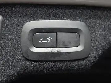 2017 Volvo S90 с пробегом 109 973 км