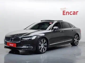 2023 Volvo S90 с пробегом 50 209 км