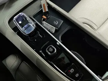 2023 Volvo S90 с пробегом 50 209 км