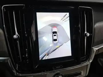 2023 Volvo S90 с пробегом 50 209 км