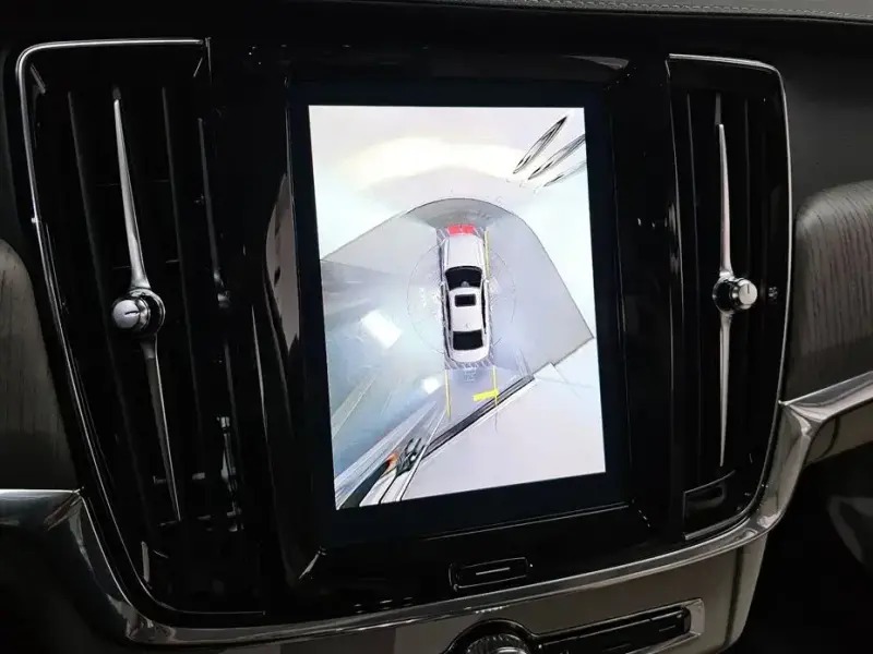 2023 Volvo S90 с пробегом 50 209 км