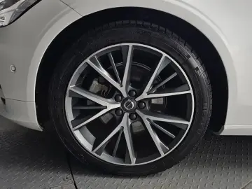 2017 Volvo S90 с пробегом 124 720 км