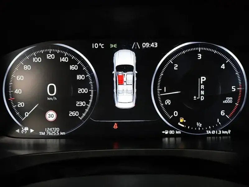 2017 Volvo S90 с пробегом 124 720 км