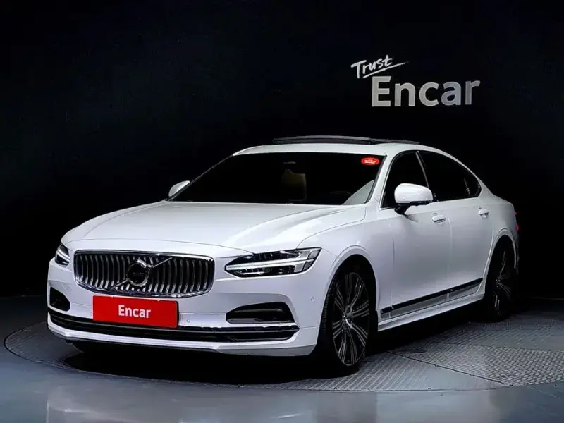 2024 Volvo S90 с пробегом 21 625 км