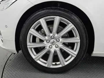 2020 Volvo S90 с пробегом 46 141 км