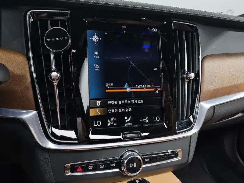 2020 Volvo S90 с пробегом 46 141 км