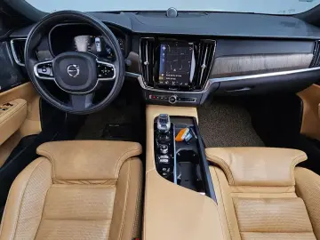 2021 Volvo S90 с пробегом 41 578 км