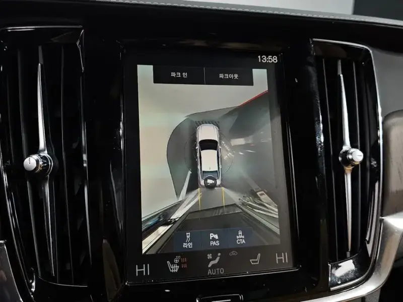 2021 Volvo S90 с пробегом 41 578 км