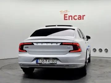 2021 Volvo S90 с пробегом 81 287 км