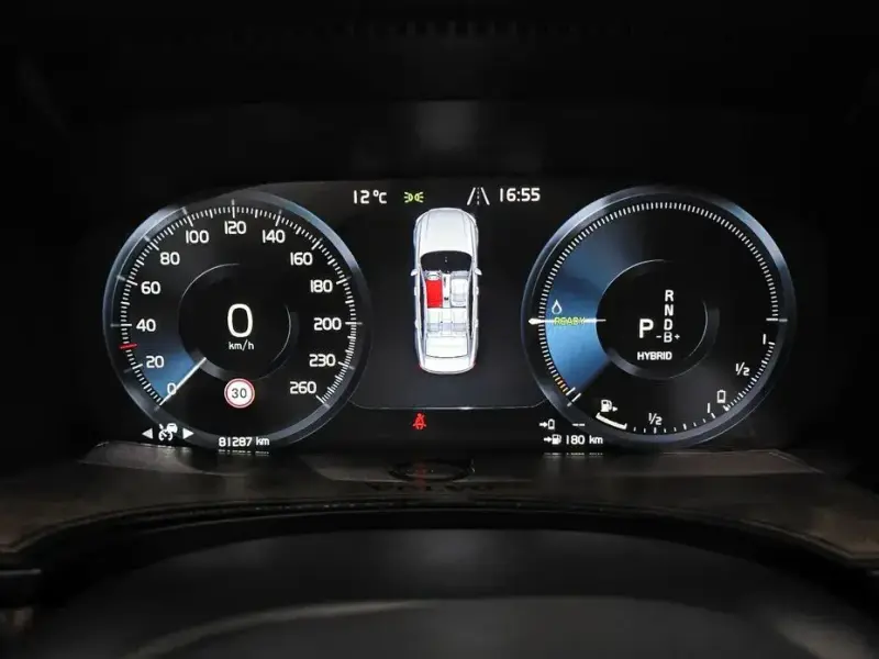 2021 Volvo S90 с пробегом 81 287 км