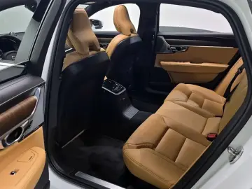 2021 Volvo S90 с пробегом 81 287 км