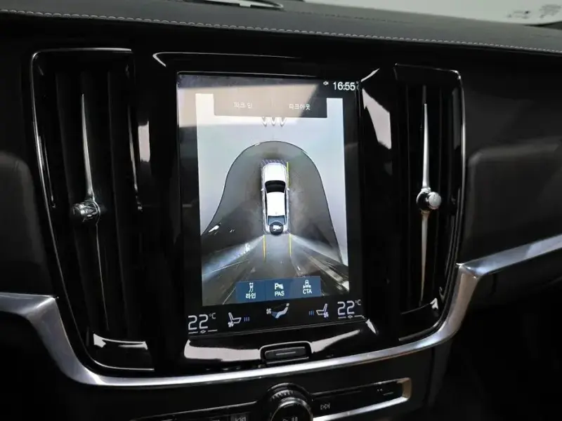 2021 Volvo S90 с пробегом 81 287 км
