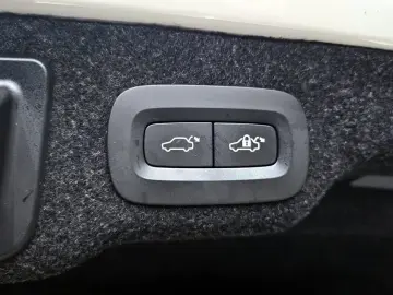 2021 Volvo S90 с пробегом 81 287 км