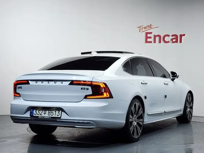 2021 Volvo S90 с пробегом 76 967 км