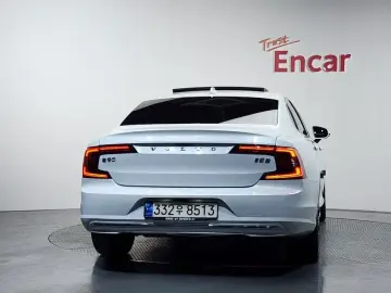 2021 Volvo S90 с пробегом 76 967 км