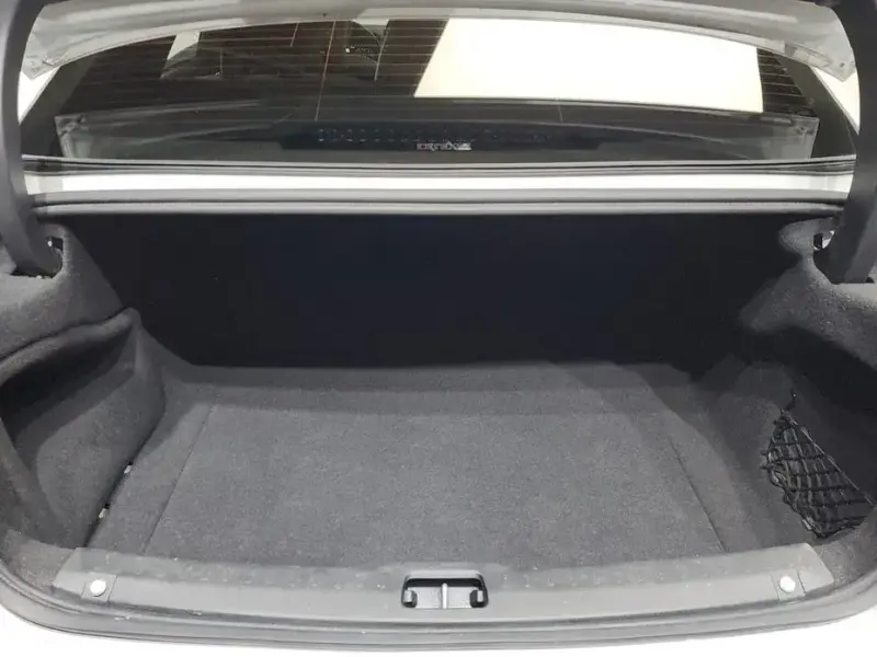 2021 Volvo S90 с пробегом 76 967 км