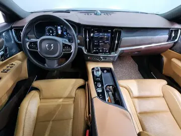2020 Volvo S90 с пробегом 59 419 км