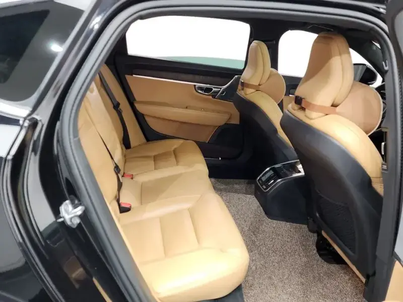 2020 Volvo S90 с пробегом 59 419 км