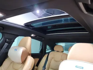 2020 Volvo S90 с пробегом 59 419 км