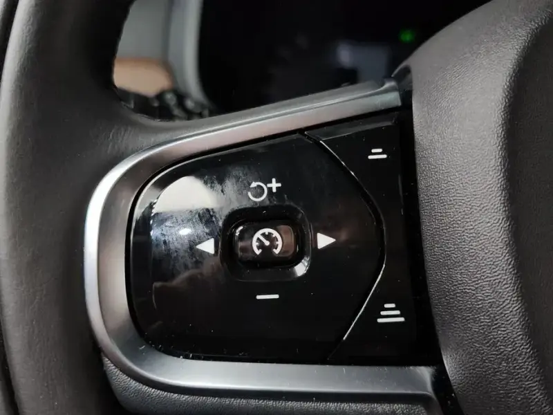 2022 Volvo S90 с пробегом 74 700 км