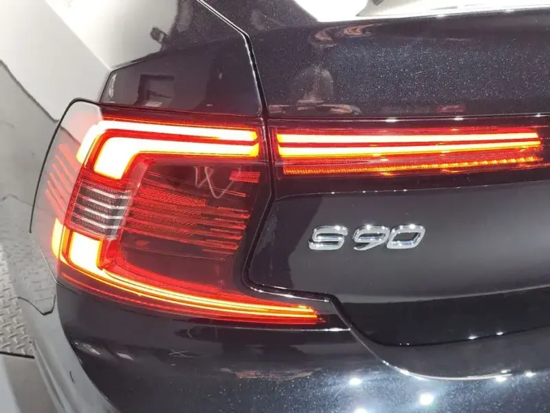 2020 Volvo S90 с пробегом 59 419 км