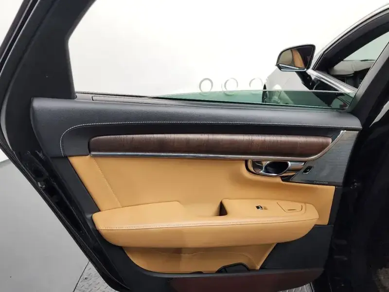 2020 Volvo S90 с пробегом 59 419 км