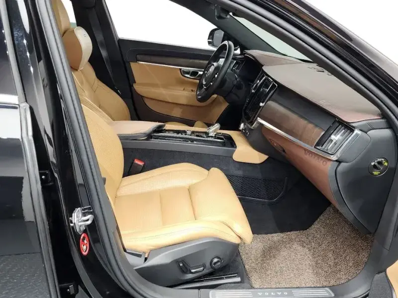 2020 Volvo S90 с пробегом 59 419 км