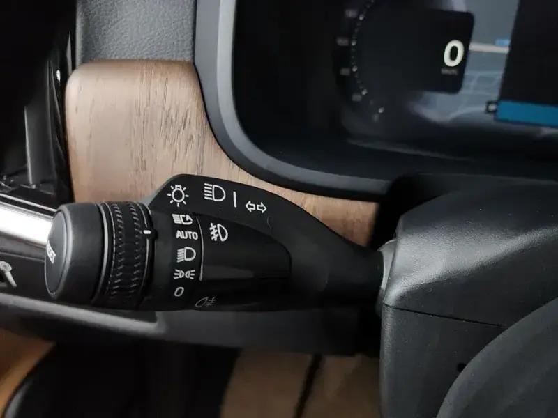 2022 Volvo S90 с пробегом 74 700 км