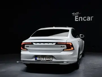 2021 Volvo S90 с пробегом 78 341 км