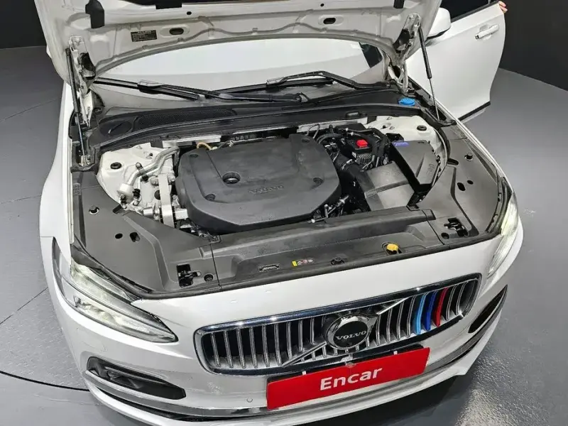 2021 Volvo S90 с пробегом 78 341 км