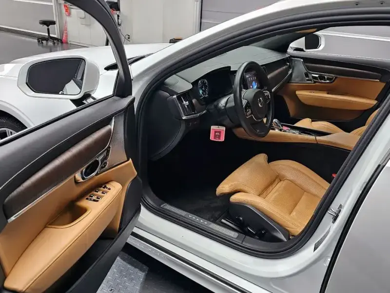 2021 Volvo S90 с пробегом 78 341 км