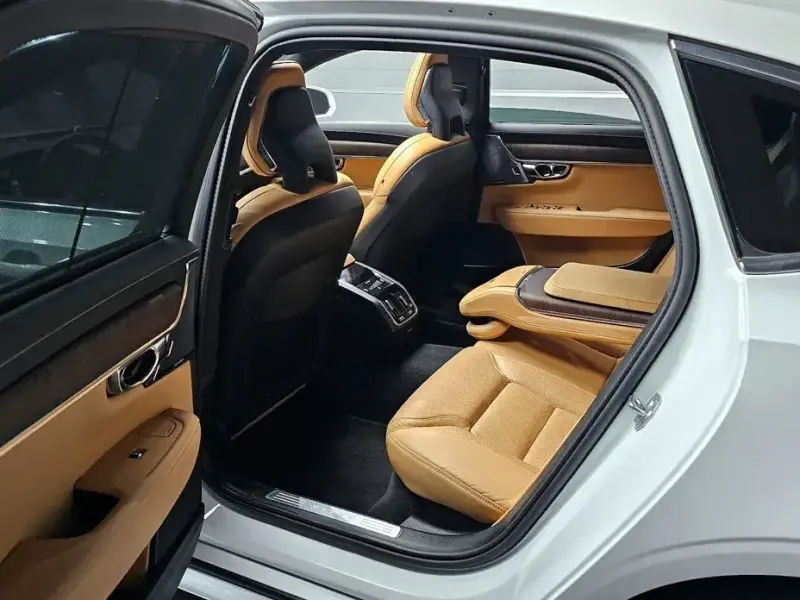 2021 Volvo S90 с пробегом 78 341 км