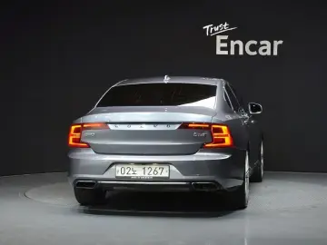 2017 Volvo S90 с пробегом 73 906 км