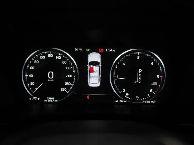 2017 Volvo S90 с пробегом 73 906 км