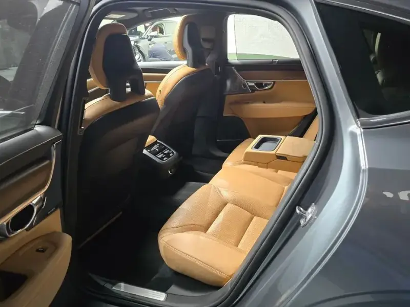 2017 Volvo S90 с пробегом 73 906 км