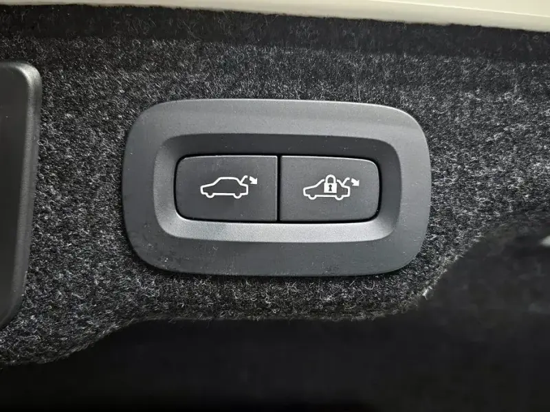 2021 Volvo S90 с пробегом 78 341 км
