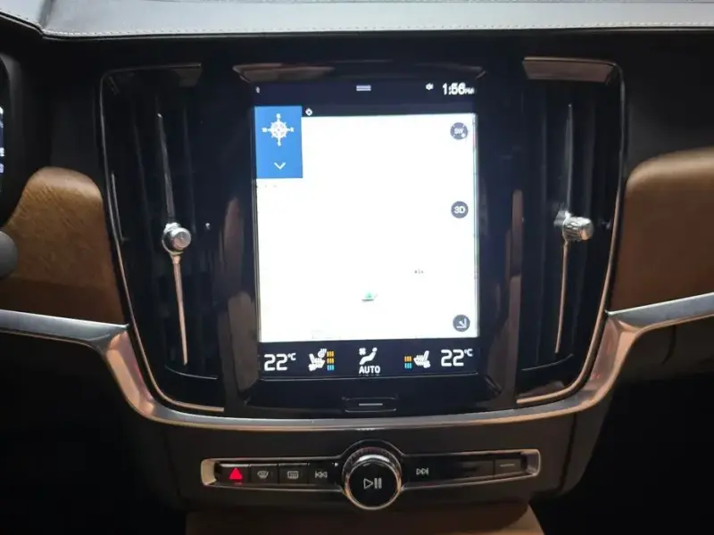 2017 Volvo S90 с пробегом 73 906 км
