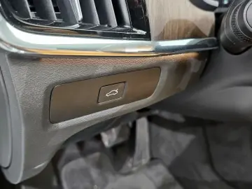2024 Volvo S90 с пробегом 6 208 км