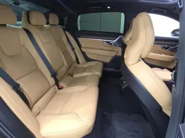 2024 Volvo S90 с пробегом 26 801 км
