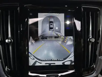 2024 Volvo S90 с пробегом 26 801 км