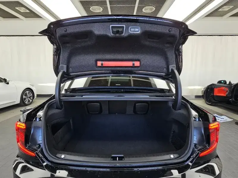 2023 Volvo S90 с пробегом 60 887 км