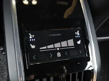 2023 Volvo S90 с пробегом 60 887 км