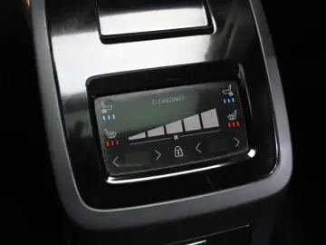 2023 Volvo S90 с пробегом 44 889 км