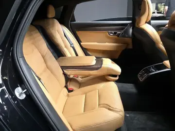 2022 Volvo S90 с пробегом 64 858 км