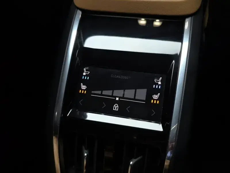 2022 Volvo S90 с пробегом 64 858 км