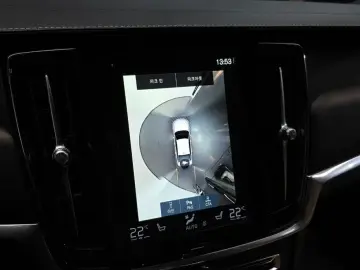 2021 Volvo S90 с пробегом 51 458 км