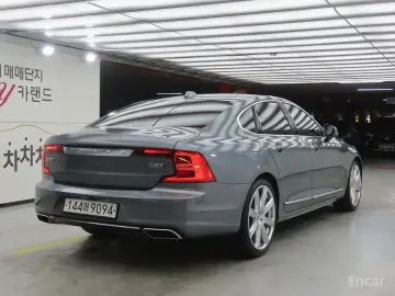 2019 Volvo S90 с пробегом 70 886 км
