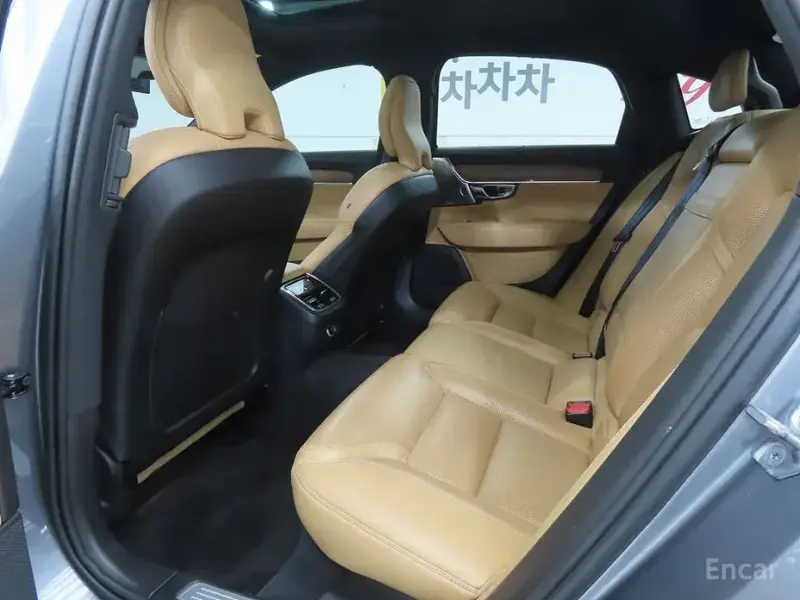 2019 Volvo S90 с пробегом 70 886 км