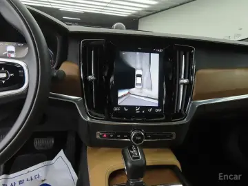 2019 Volvo S90 с пробегом 70 886 км